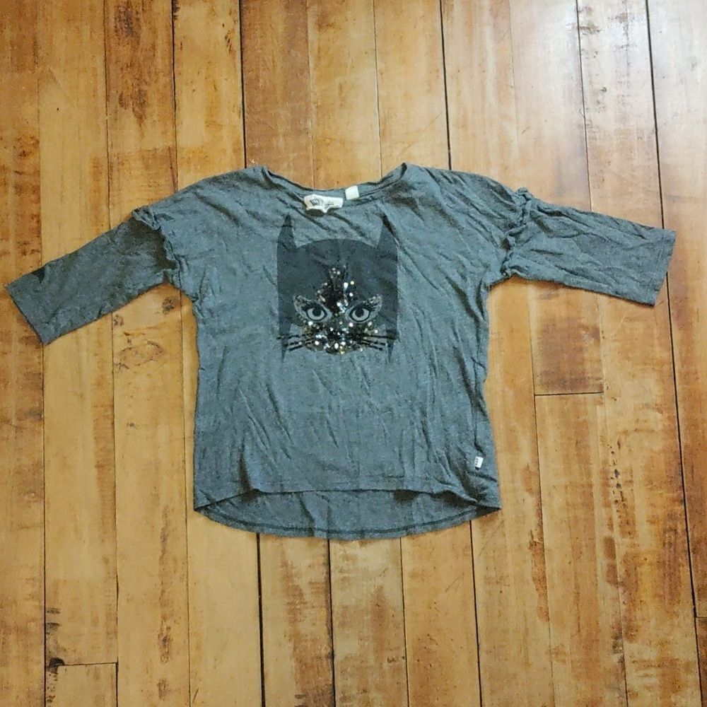 Gap DC Collab Size 6 to 7 bat Girl shirt Cotton Gray shirt Sequins Spring Black